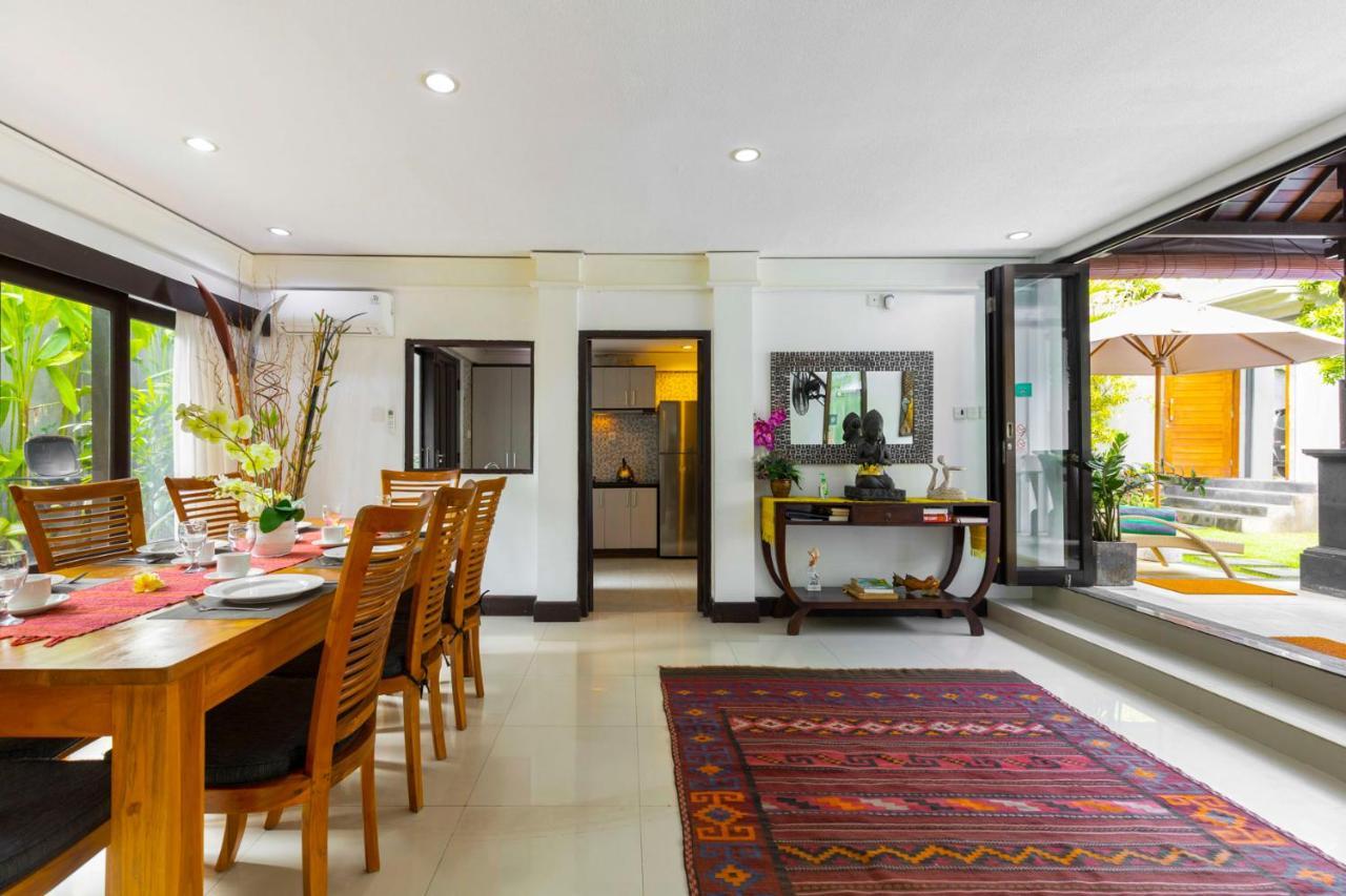 Villa Kibbi Seminyak Esterno foto