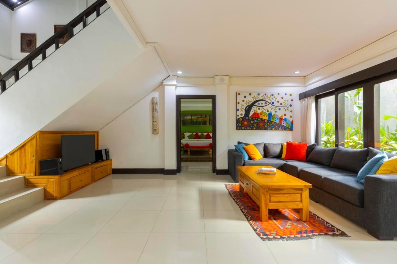 Villa Kibbi Seminyak Esterno foto