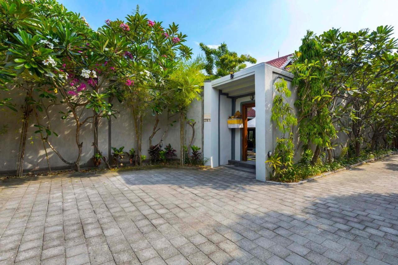 Villa Kibbi Seminyak Esterno foto