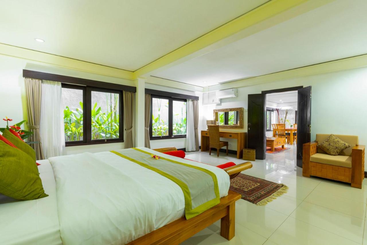Villa Kibbi Seminyak Esterno foto