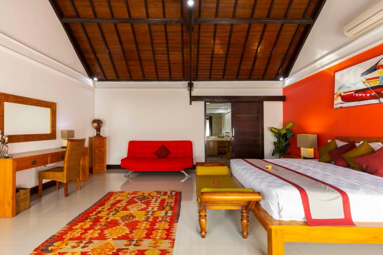 Villa Kibbi Seminyak Esterno foto
